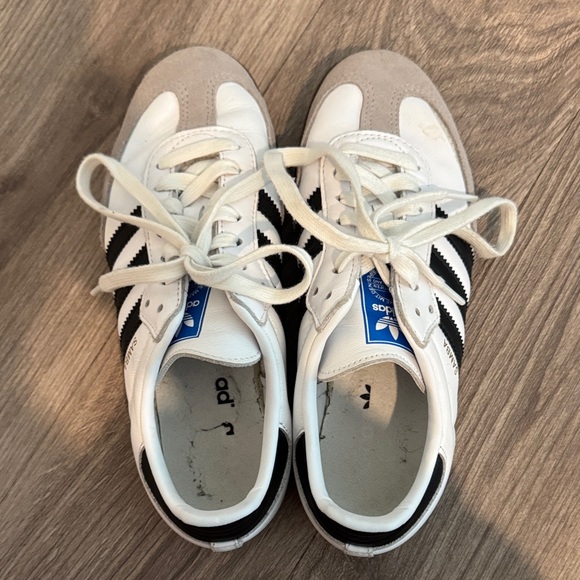 Adidas Samba White and Black Shoes - Picture 2 of 4